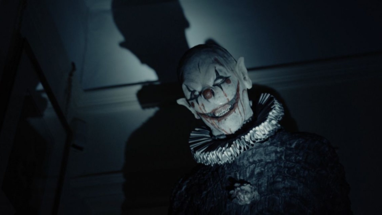 Jack emerge entre las sombras en The Jack in the Box
