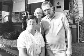 El último rito : familia smurl